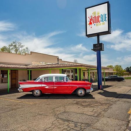 The Atomic Blue Motor-Inn Monticello Exteriör bild